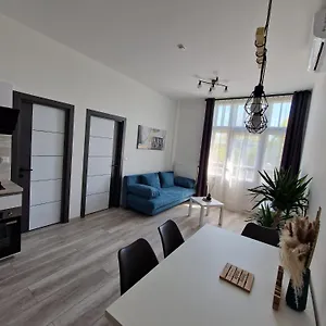 https://millas-dream-home.szeged-hotels.com